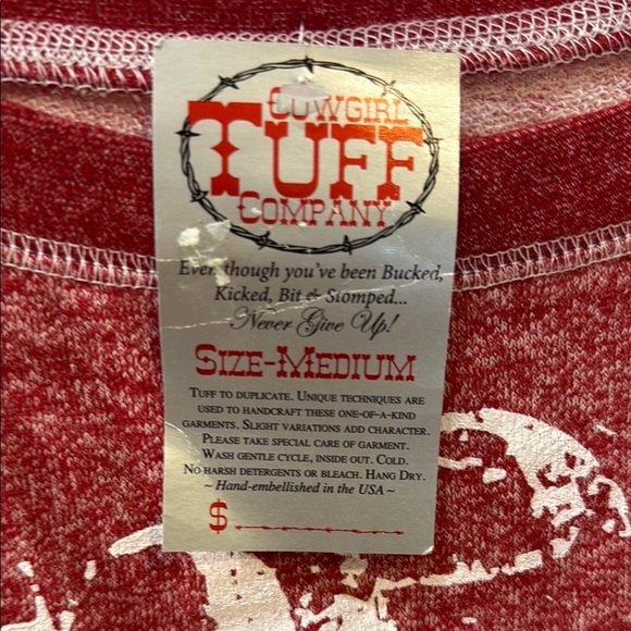 Cowgirl Tough, Red Wine Graphic Sweatshirt, size Medium, shoulder shirt - Picture 2 of 8